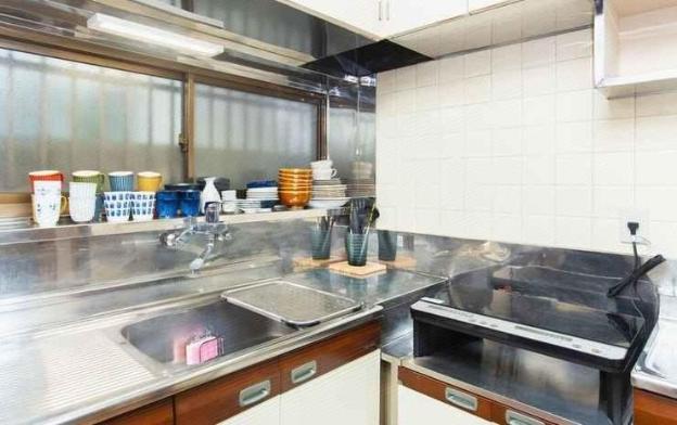 kagurazaka retro bar and hotel