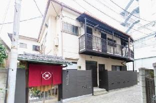 kagurazaka retro bar and hotel