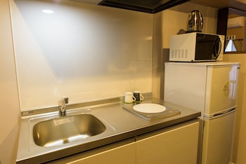 mr kinjo in asahibashi station square