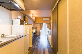 mr kinjo in asahibashi station square