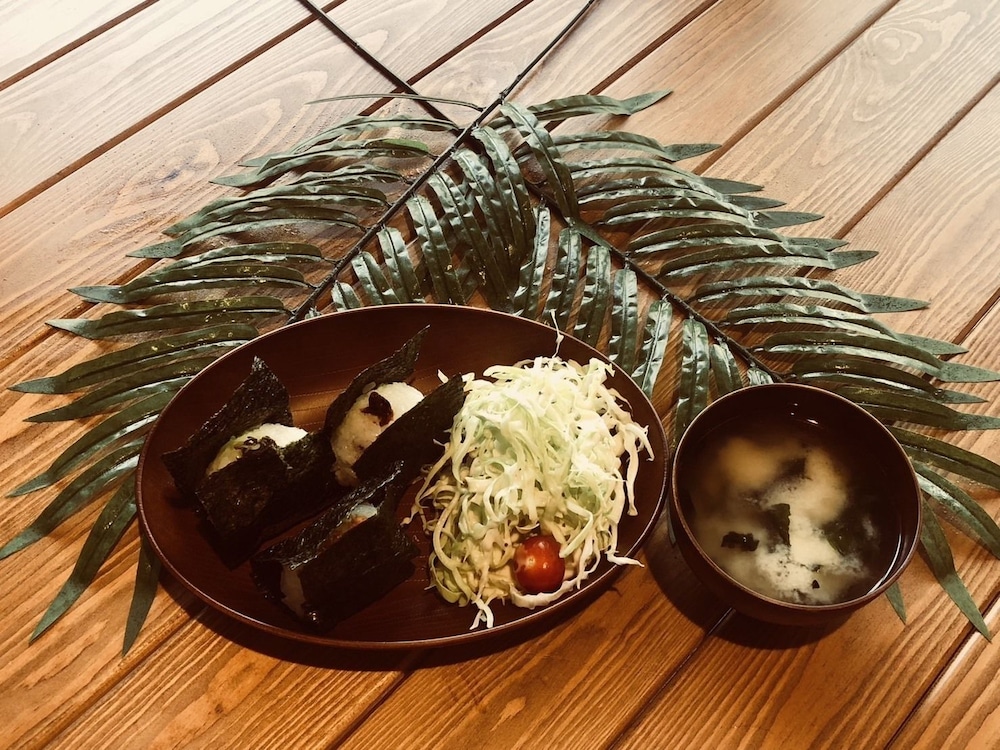 mr kinjo in asahibashi station square