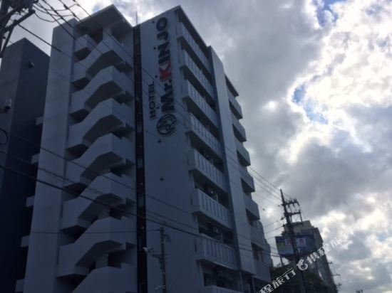 mr kinjo in asahibashi station square