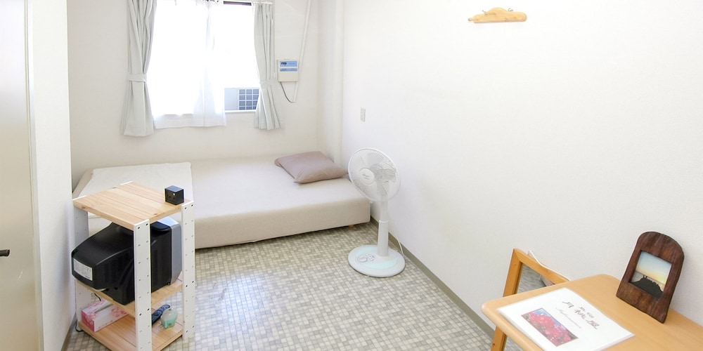 shimayado gettouya hostel