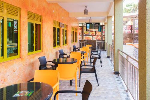 sibyangu standard hotel