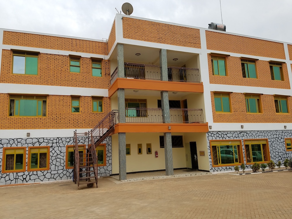 sibyangu standard hotel