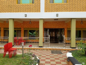 sibyangu standard hotel