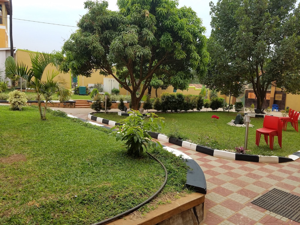 sibyangu standard hotel