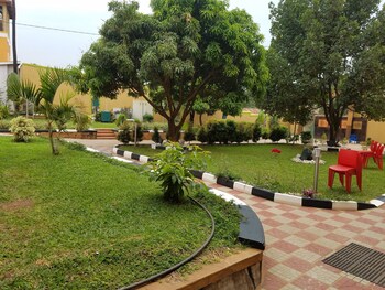 sibyangu standard hotel