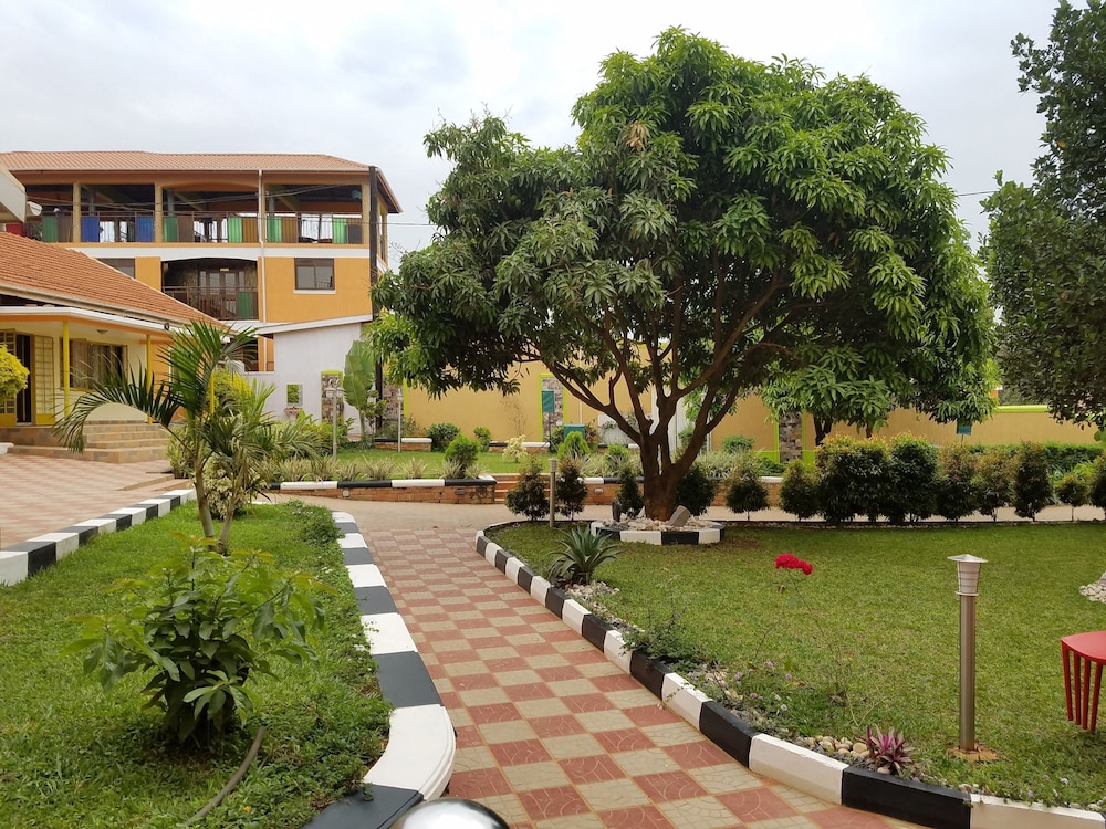 sibyangu standard hotel