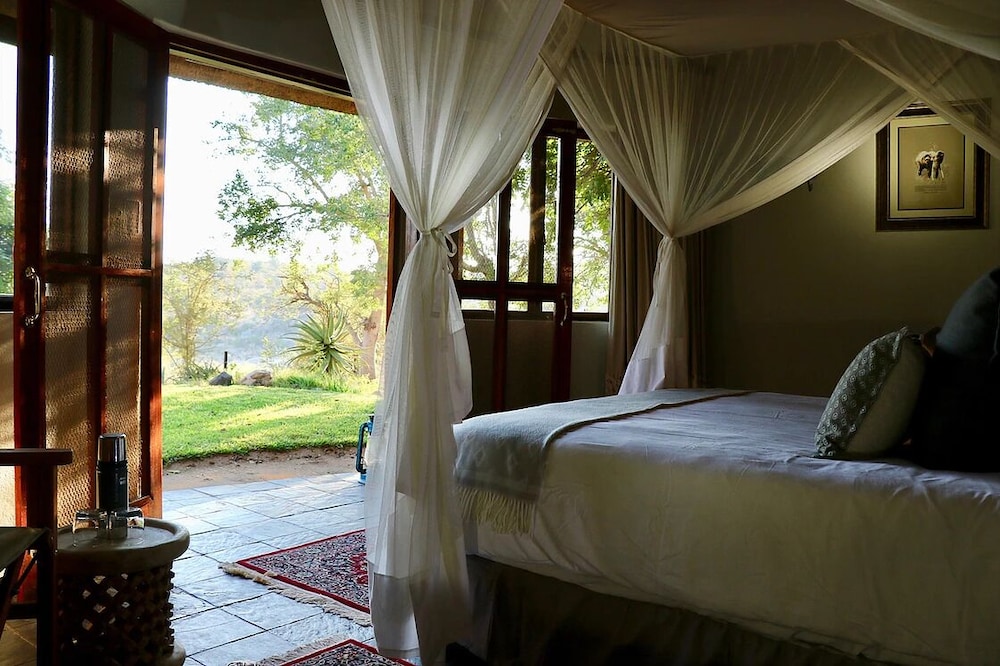 ivory wilderness river rock lodge