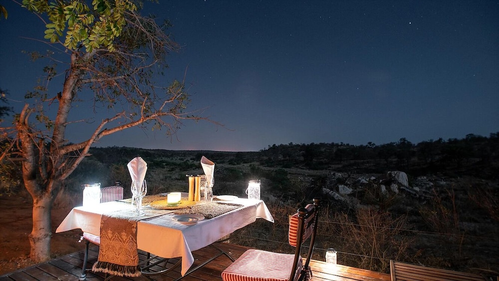 ivory wilderness river rock lodge