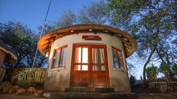 ivory wilderness river rock lodge