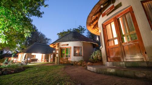 ivory wilderness river rock lodge