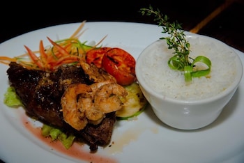 Xye   Resort,Near Throne Room,3.5 star