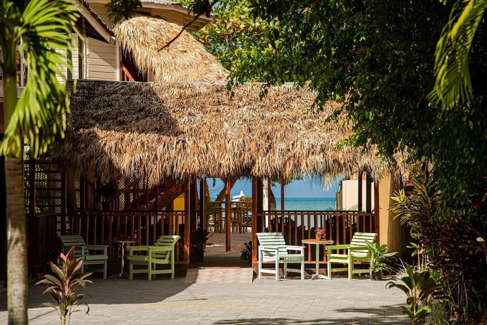 xye resort