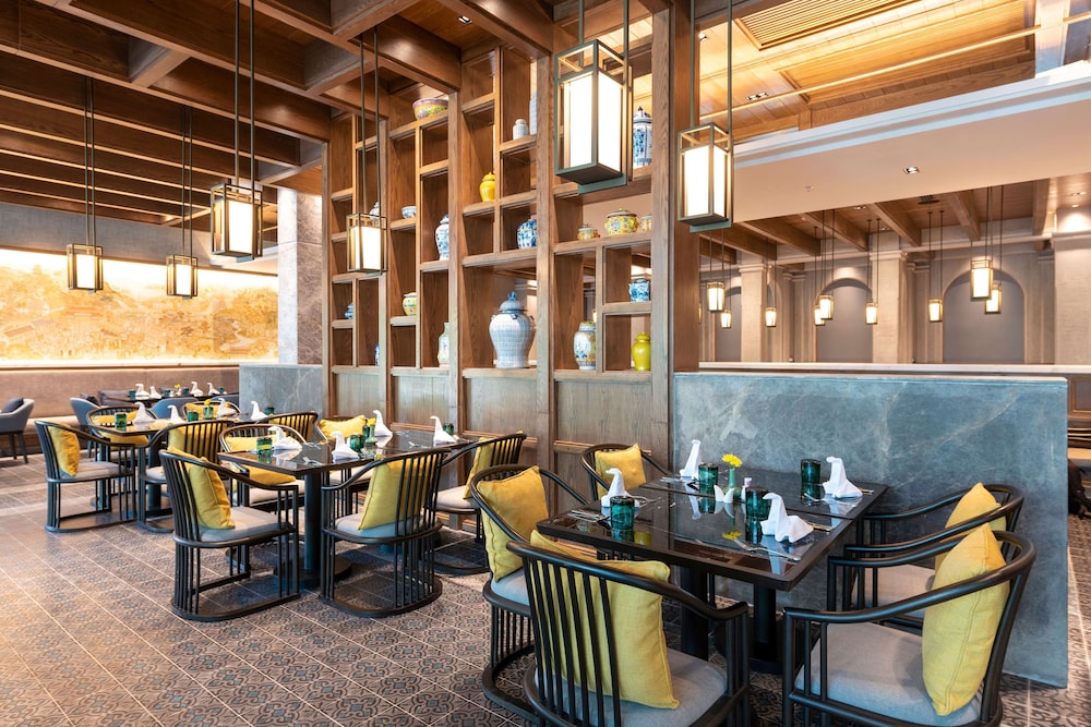 ramada plaza by wyndham chao fah