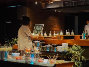 ramada plaza by wyndham chao fah