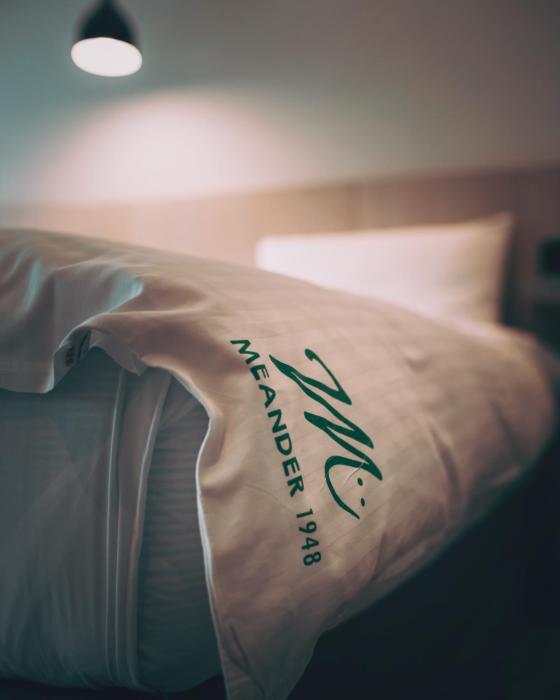 meander 1948 hostel taipei main station