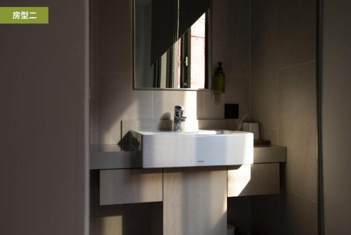 meander 1948 hostel taipei main station