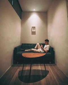 meander 1948 hostel taipei main station