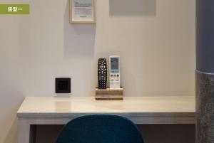 meander 1948 hostel taipei main station