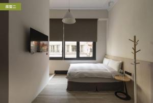 meander 1948 hostel taipei main station