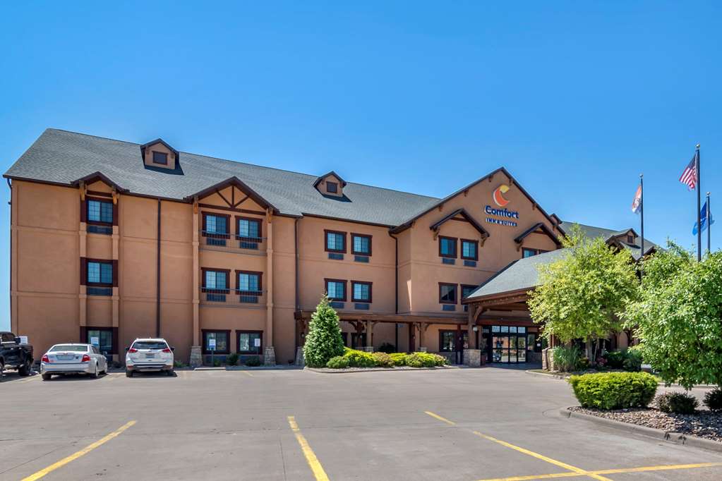 comfort inn and suites