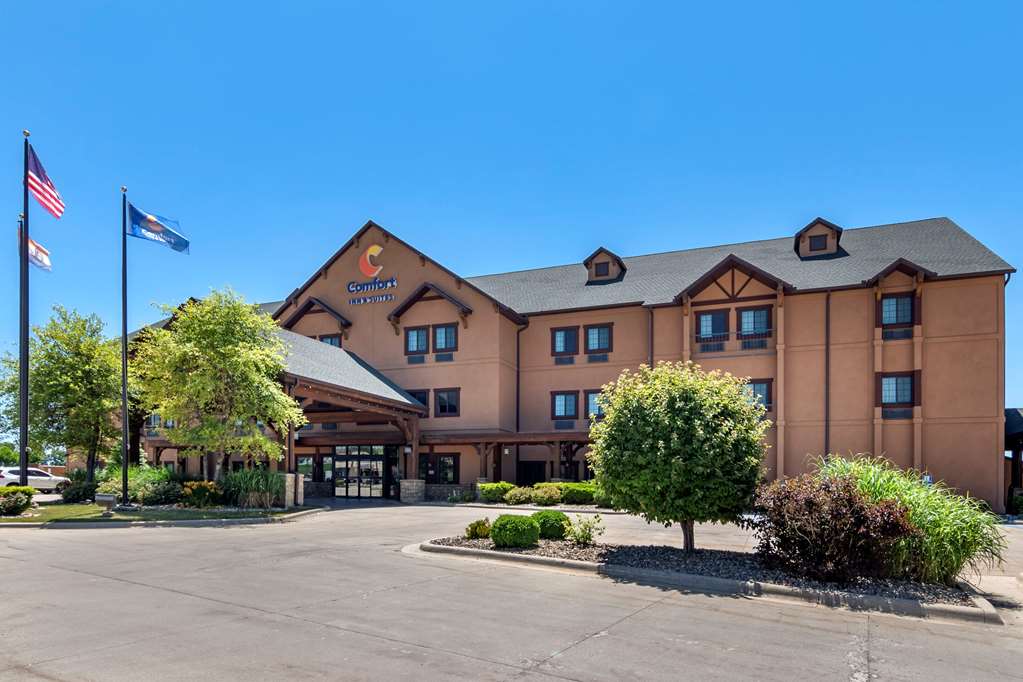 comfort inn and suites
