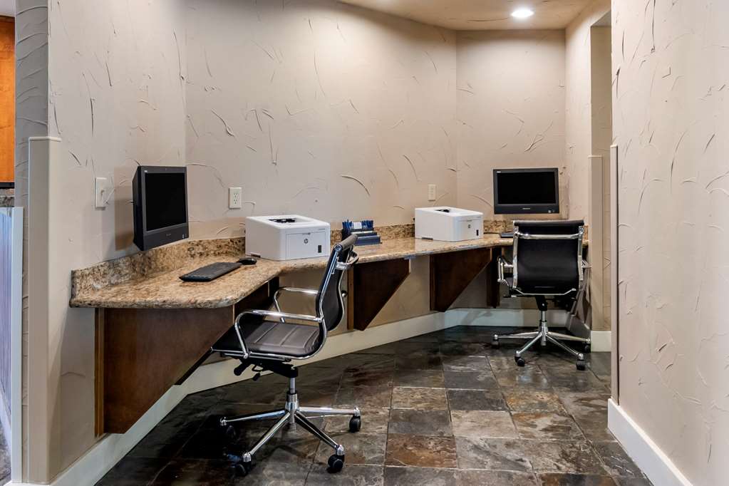 comfort inn and suites