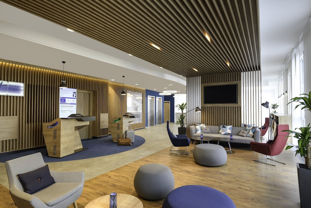 holiday inn express regensburg an ihg hotel