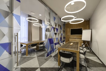 holiday inn express regensburg an ihg hotel
