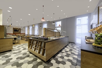 holiday inn express regensburg an ihg hotel