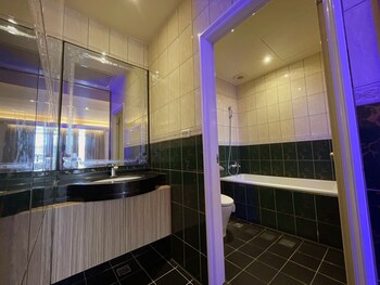 king and princess motel rende