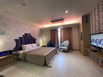 king and princess motel rende