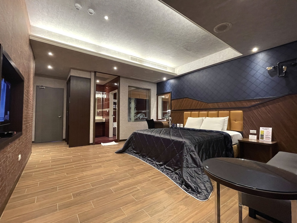 king and princess motel rende