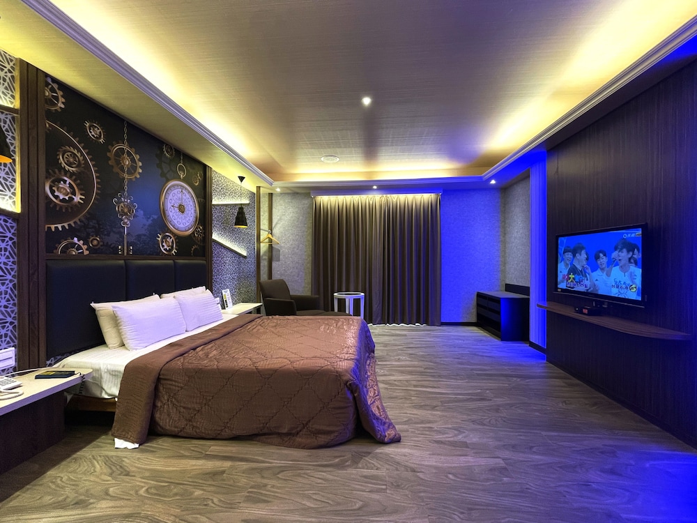 king and princess motel rende