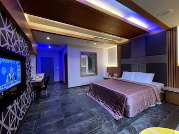 king and princess motel rende