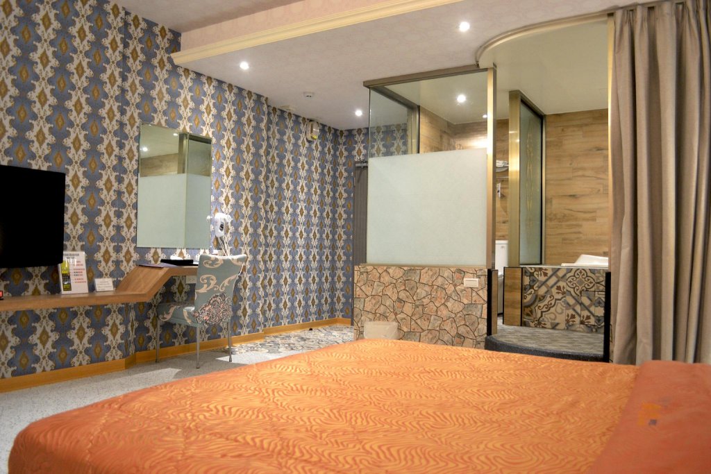 king and princess motel rende