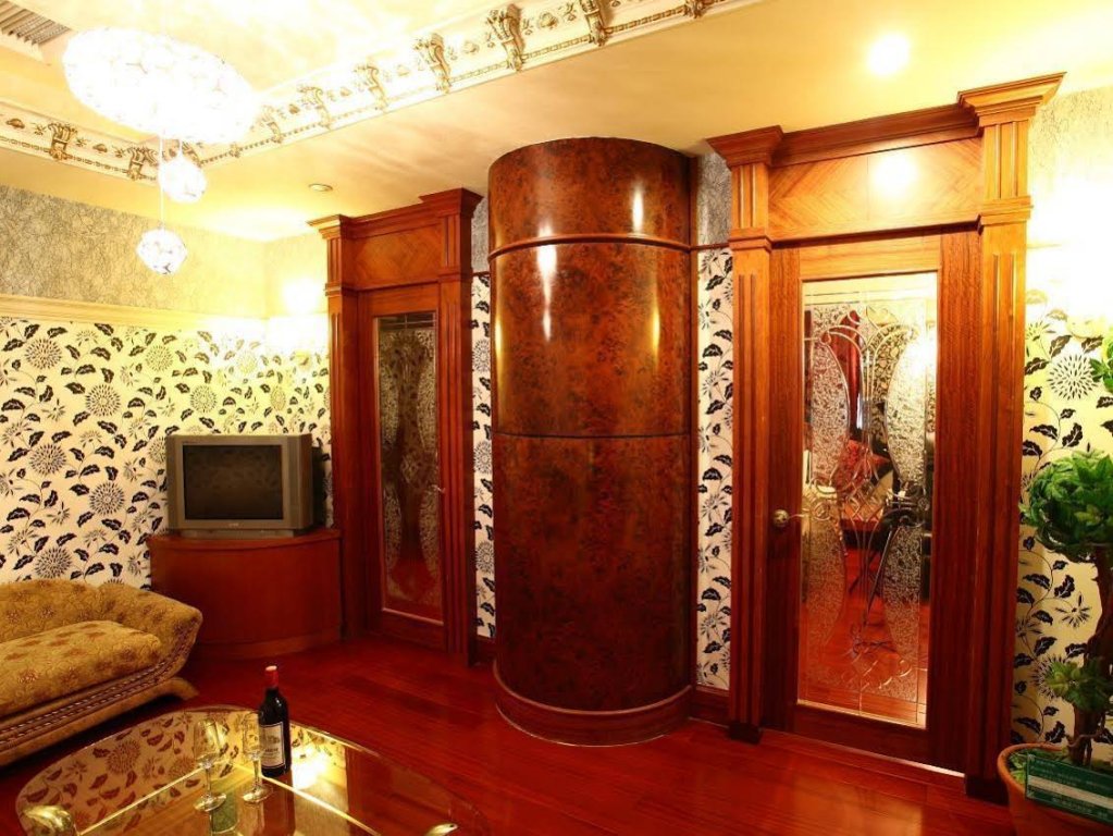 king and princess motel rende