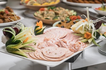 golden tulip royaume