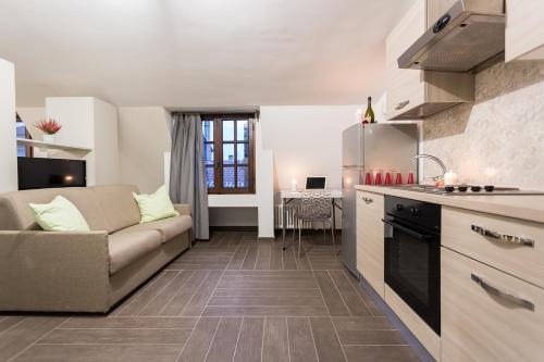 hermoso housing