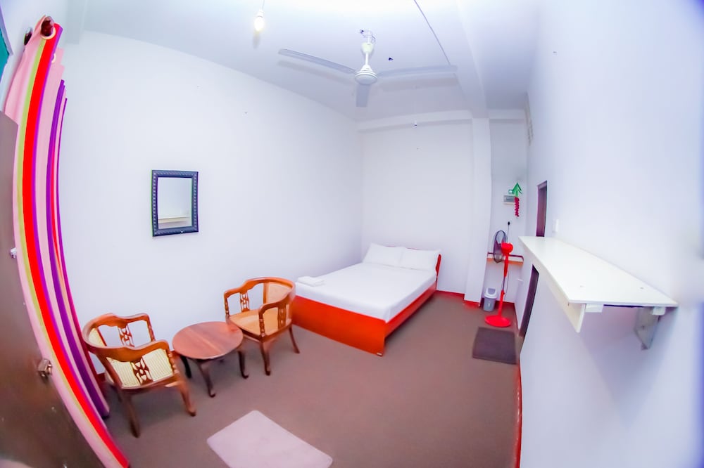 cinnamon airport residencies