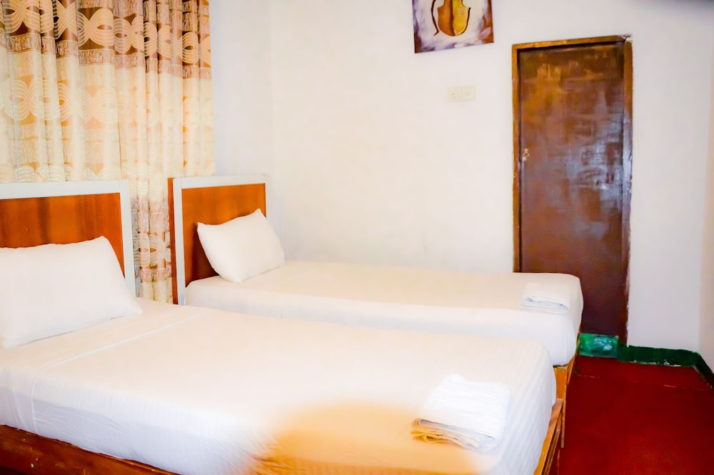 cinnamon airport residencies