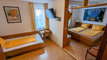 dorfgasthof zur rose