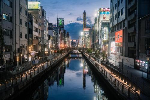 the b osaka midosuji