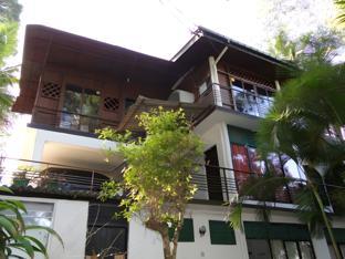 drop hostel