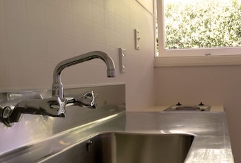 ashleigh court motel christchurch hagley park