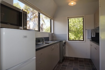 ashleigh court motel christchurch hagley park