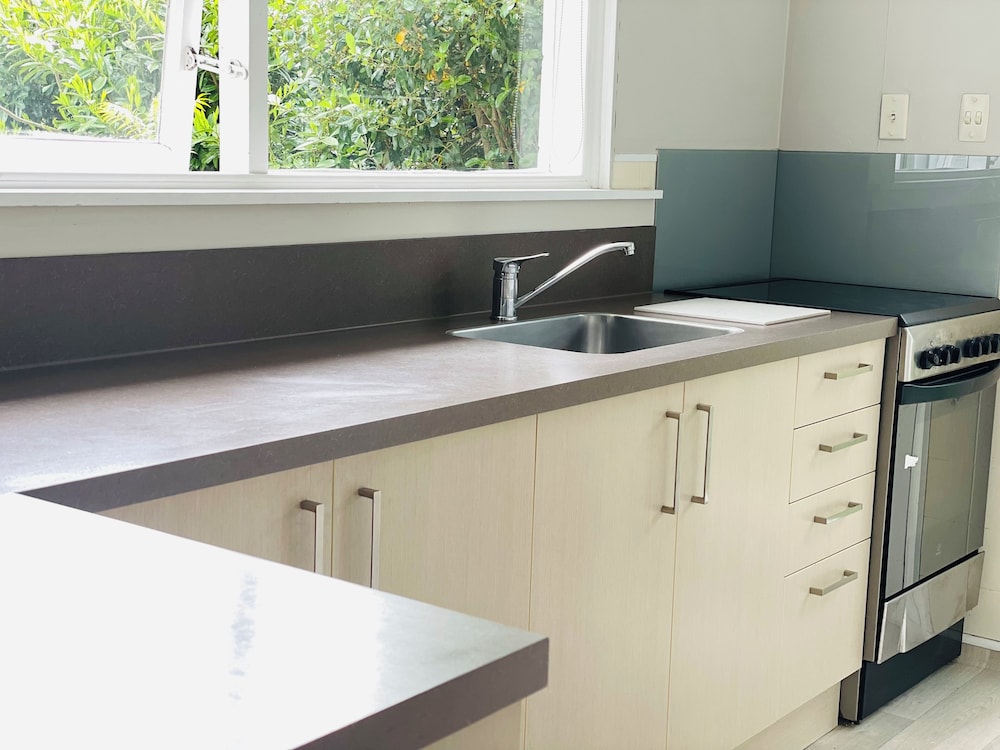 ashleigh court motel christchurch hagley park