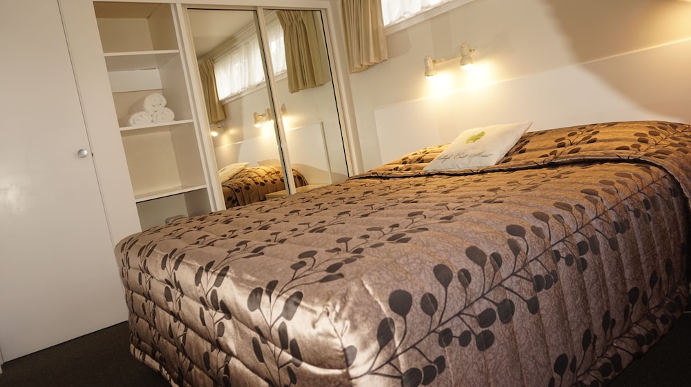 ashleigh court motel christchurch hagley park